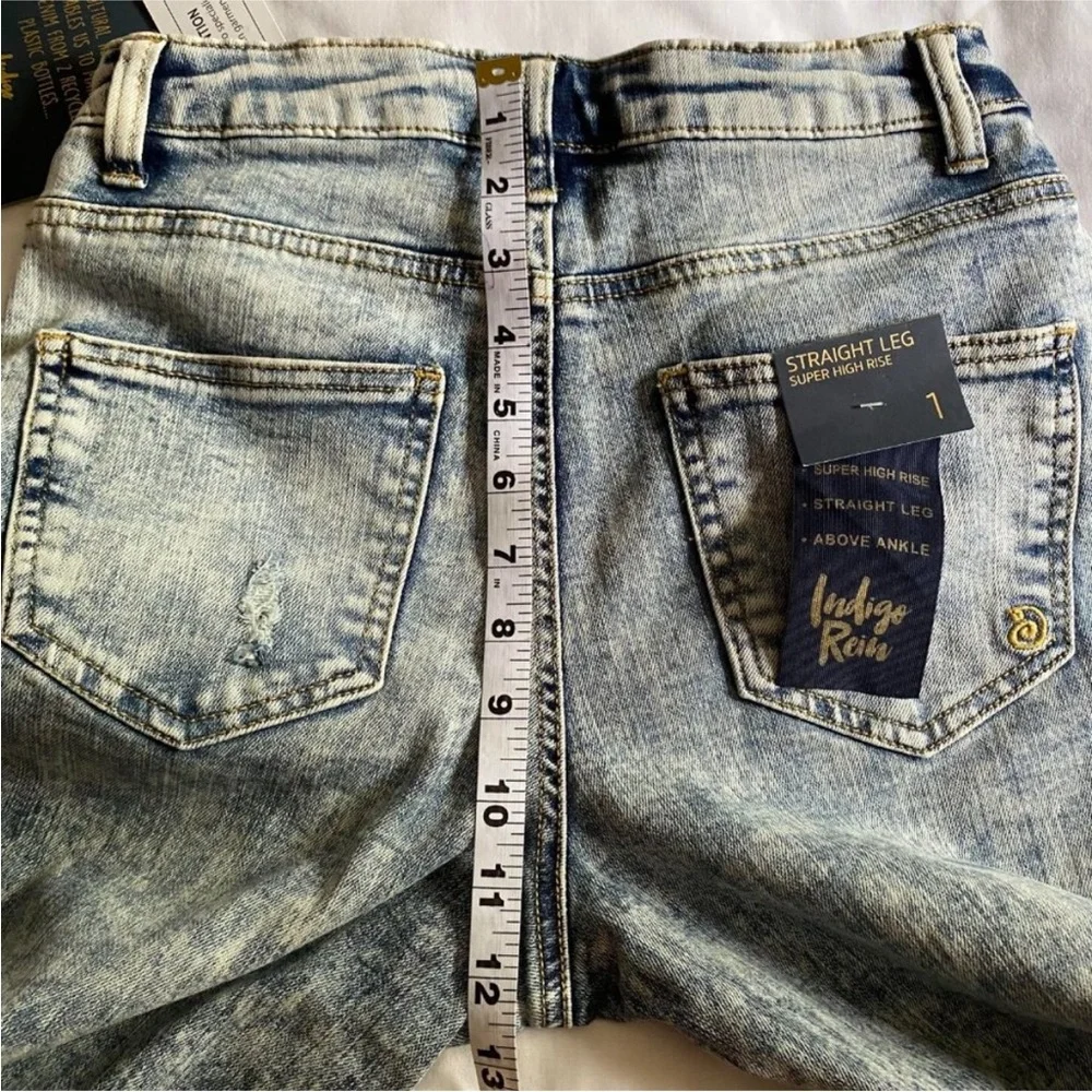 Indigo Rein NWT Super High Rise Straight Leg Above ankle Jeans Size (24X27)